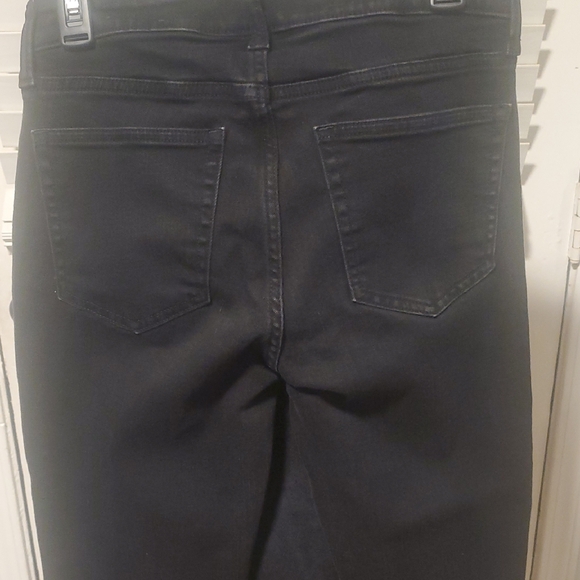 GAP Women's Classic Faded Black Straight Leg Jeans - Picture 7 of 9